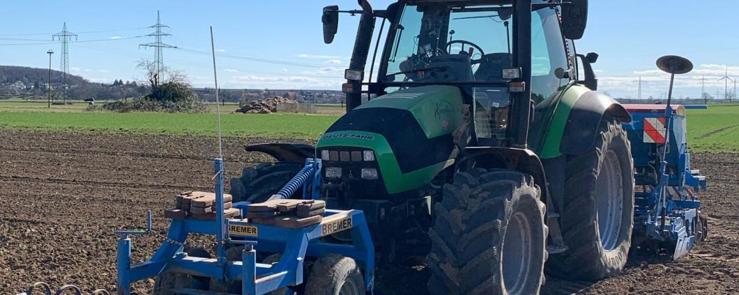 Veith Traktor Aussaat